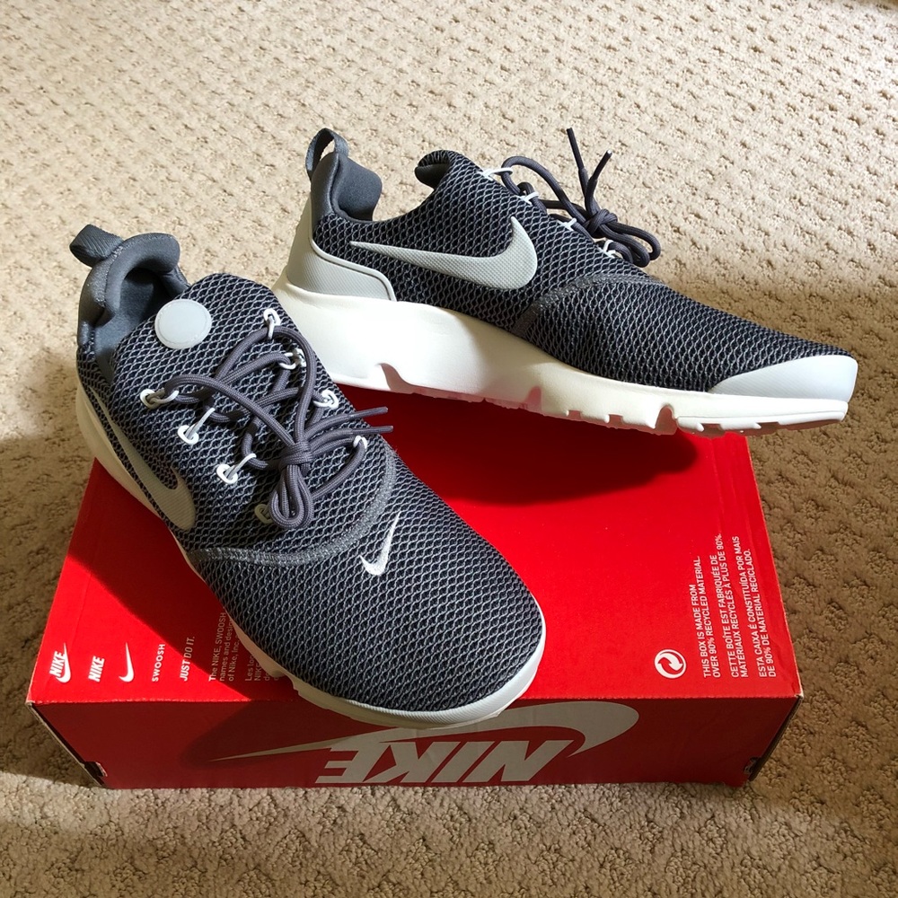 🚫✂️🍀 New🍀 NIKE cool grey Presto Fly ~ 8.5 - Picture 3 of 7